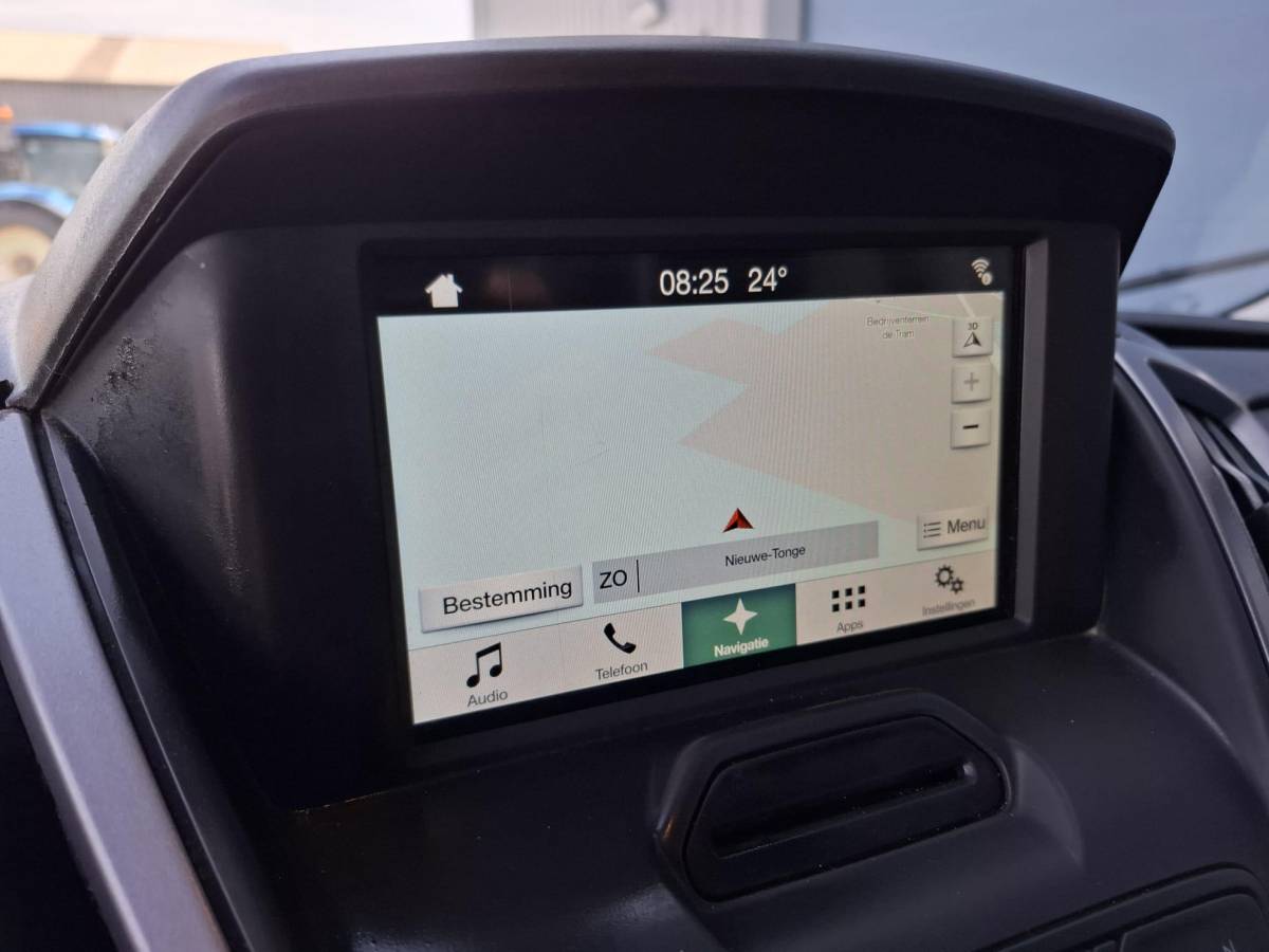 Ford Transit Ford Transit 330 2.0 TDCI L2H2 Trend AIRCO / CRUISE CONTROLE / NAVI / TREKHAAK /  EURO 6