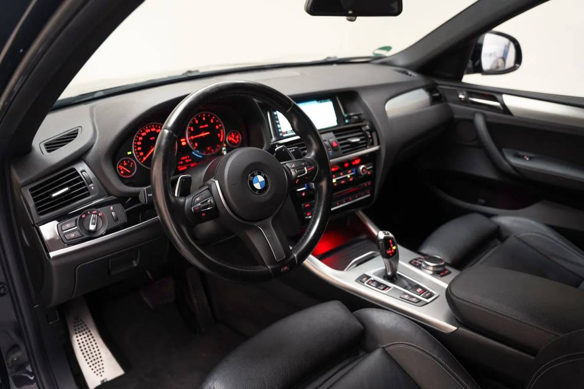 BMW X4 BMW X4 xDrive 20i M Sport High Executive Aut. [ Leder Camera Xenon Stoelverwarming.]