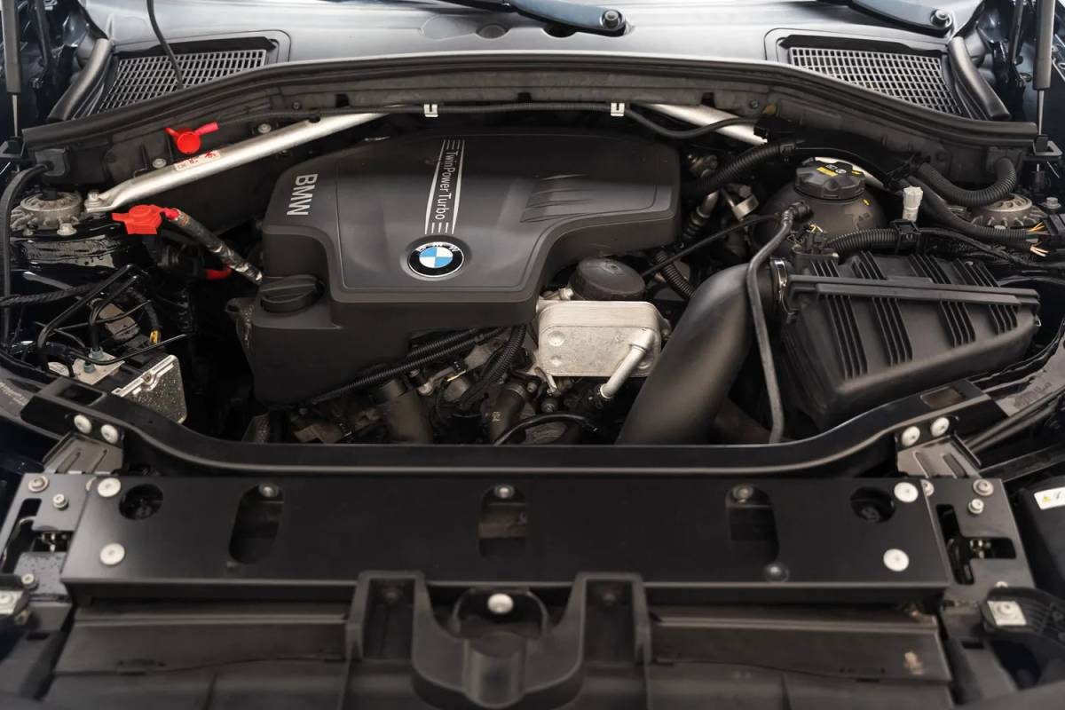 BMW X4 BMW X4 xDrive 20i M Sport High Executive Aut. [ Leder Camera Xenon Stoelverwarming.]