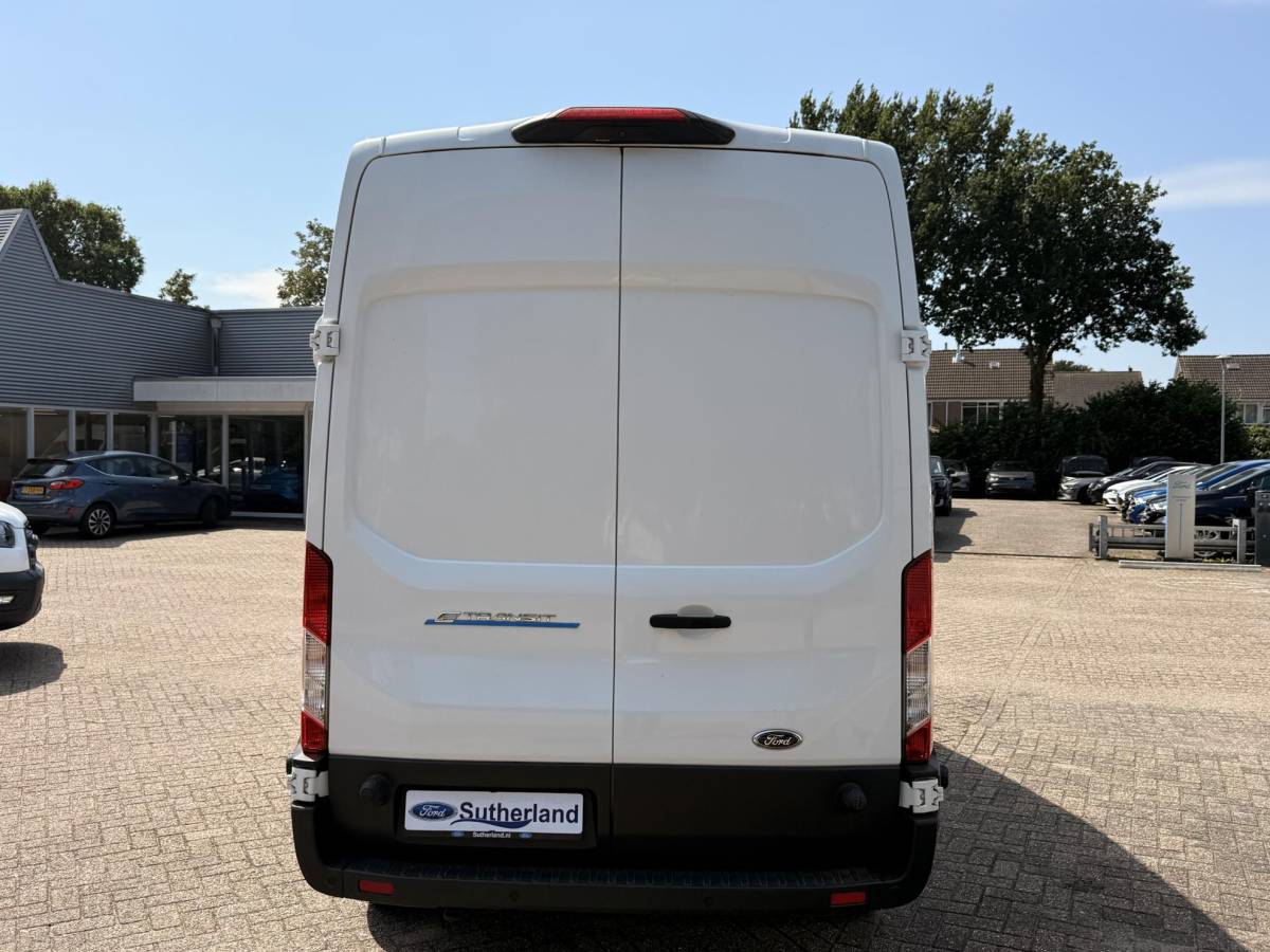 Ford E-Transit Ford E-Transit 350 L3H3 Trend 68 kWh SCI | 230 KM | SOH 99,2% | Navigatie | Adaptieve Cruise Control
