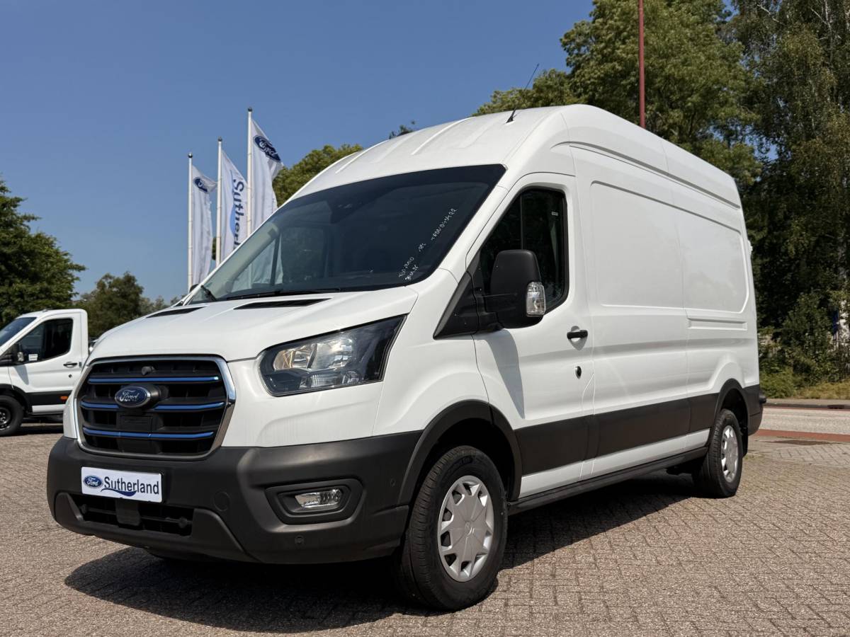 Ford E-Transit Ford E-Transit 350 L3H3 Trend 68 kWh SCI | 230 KM | SOH 99,2% | Navigatie | Adaptieve Cruise Control