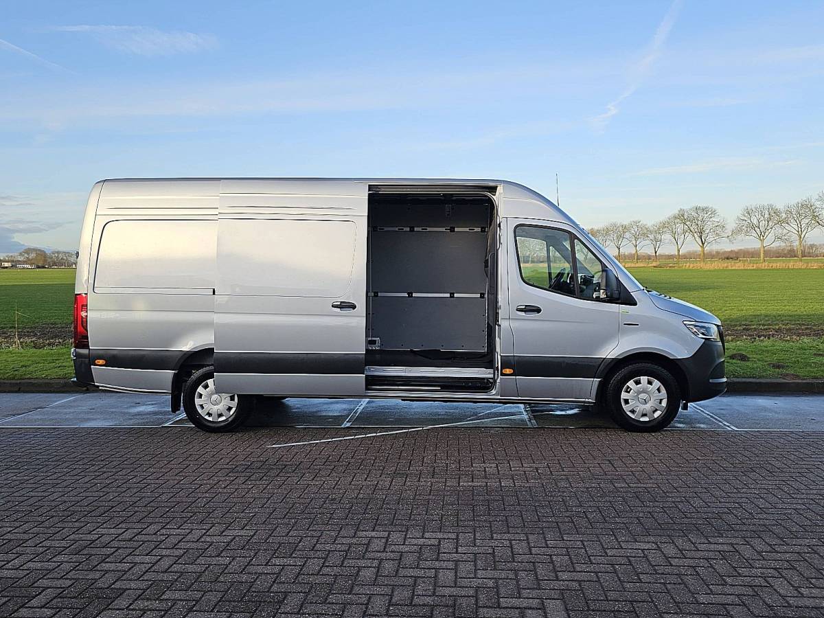 Mercedes-Benz eSprinter MERCEDES-BENZ ESPRINTER 320 l3h2 300kmwltp