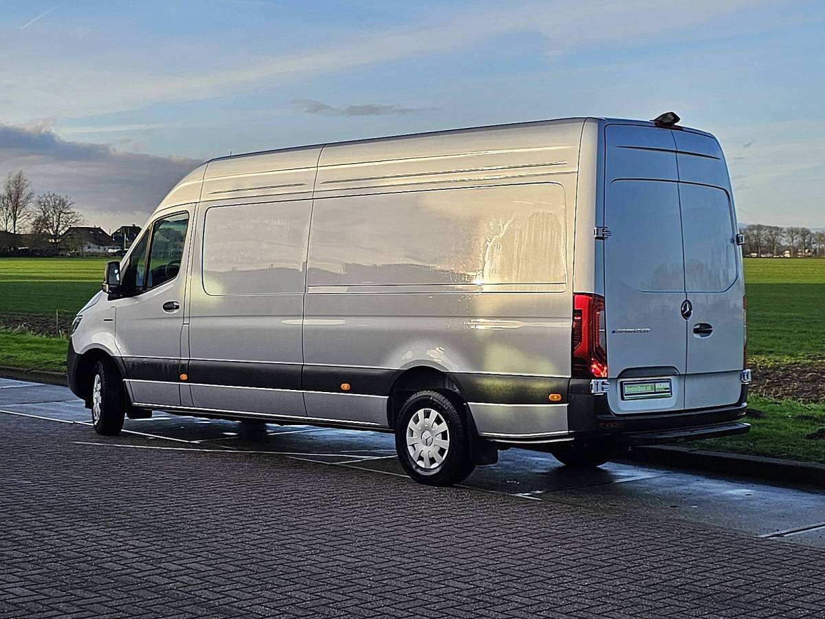 Mercedes-Benz eSprinter MERCEDES-BENZ ESPRINTER 320 l3h2 300kmwltp