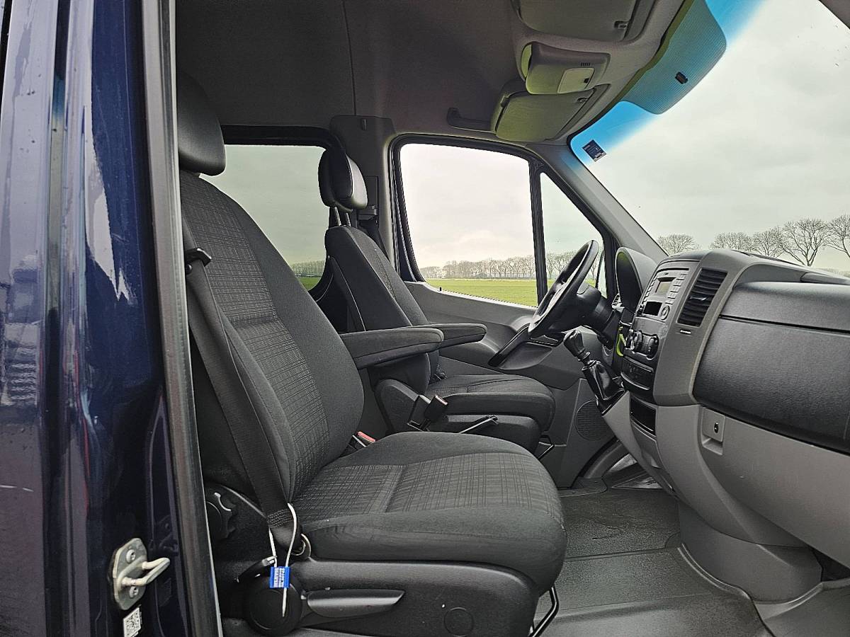 Mercedes-Benz Sprinter MERCEDES-BENZ SPRINTER 213 ac 9-pers euro6