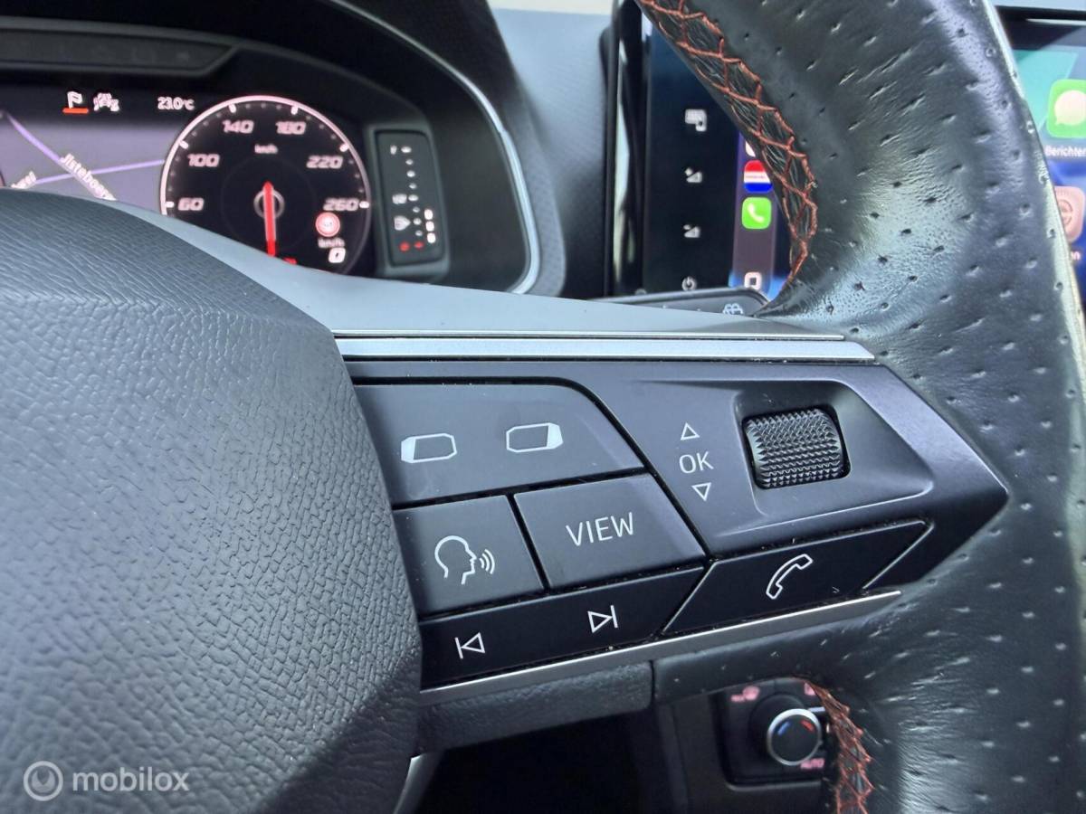 SEAT Ibiza Seat Ibiza 1.0 TSI FR Business Intense Plus CARPLAY*PANO*CLIMA*STOELVERW*ADABCR*ACC