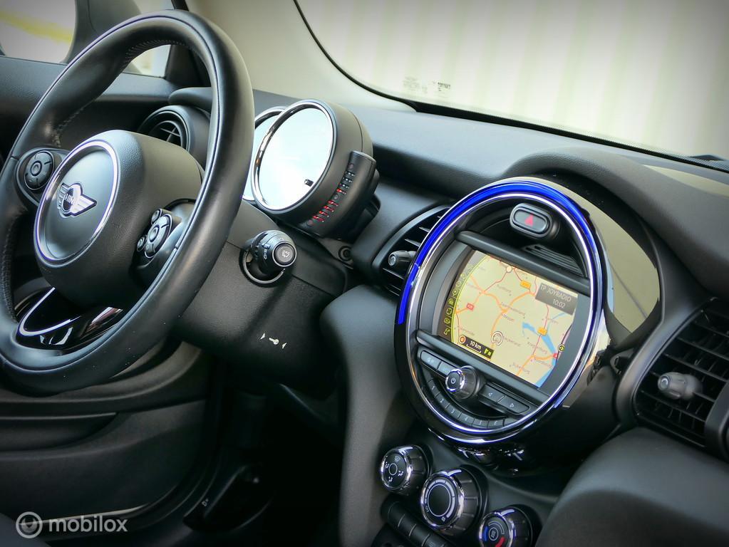 MINI One Mini One Business – navi – 17″ JCW – 102 PK versie – NL auto