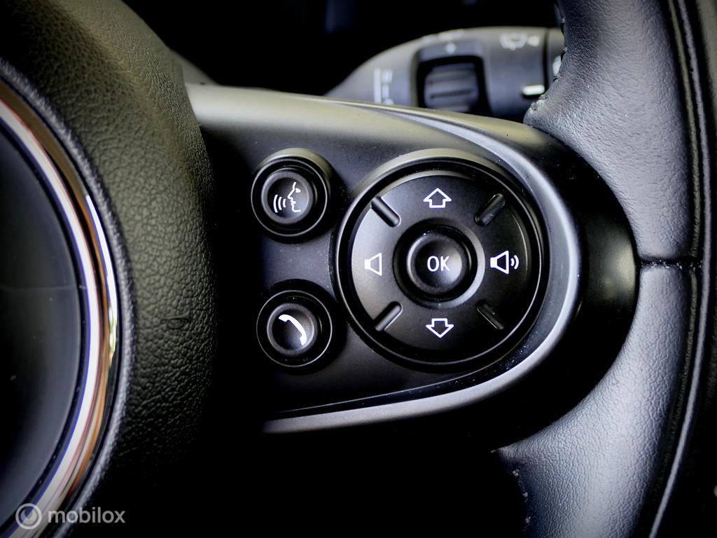 MINI One Mini One Business – navi – 17″ JCW – 102 PK versie – NL auto