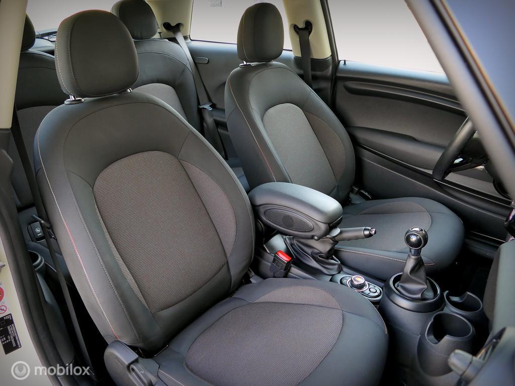 MINI One Mini One Business – navi – 17″ JCW – 102 PK versie – NL auto