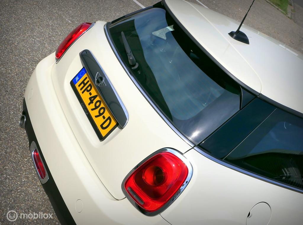 MINI One Mini One Business – navi – 17″ JCW – 102 PK versie – NL auto