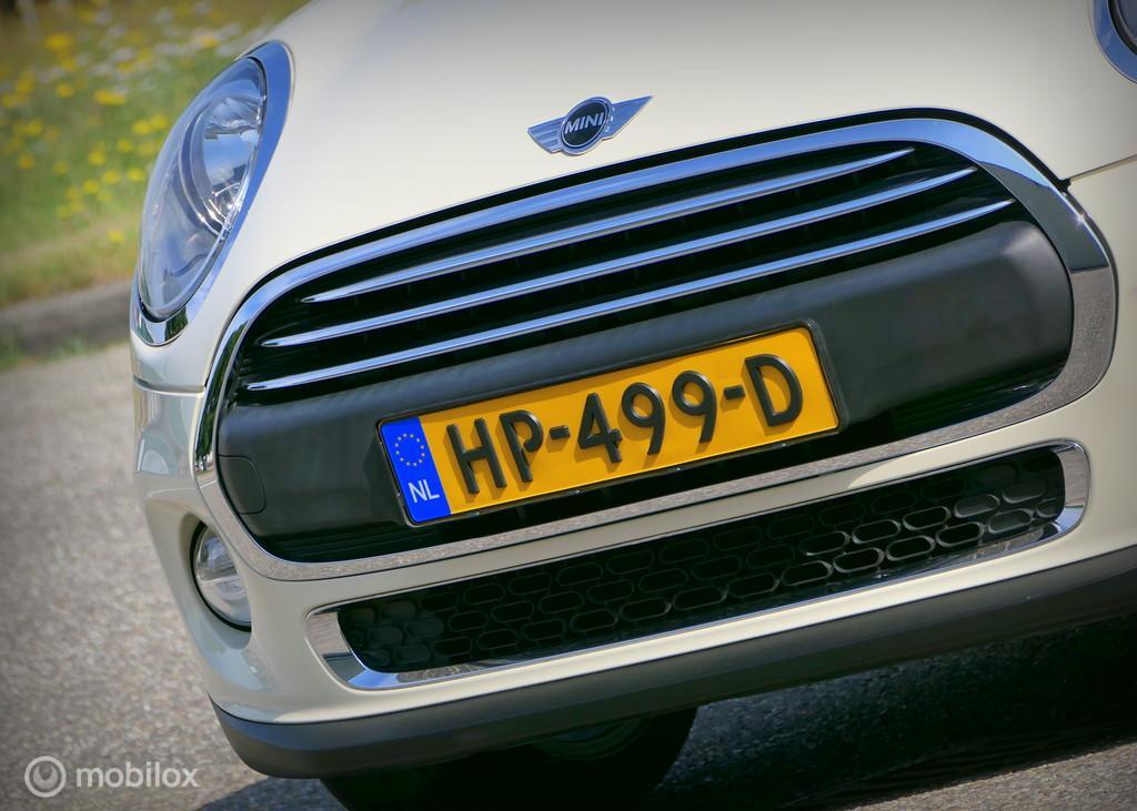 MINI One Mini One Business – navi – 17″ JCW – 102 PK versie – NL auto