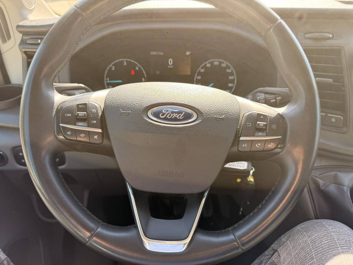 Ford Transit Ford Transit 350 2.0 TDCI L3H1 Trend Open Laadbak | SCI | 170pk | Airco | Achteruitrijcamera | Trekhaak | Cruise control