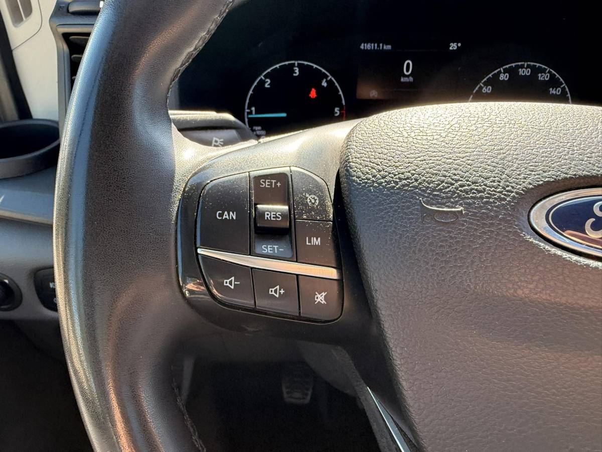 Ford Transit Ford Transit 350 2.0 TDCI L3H1 Trend Open Laadbak | SCI | 170pk | Airco | Achteruitrijcamera | Trekhaak | Cruise control