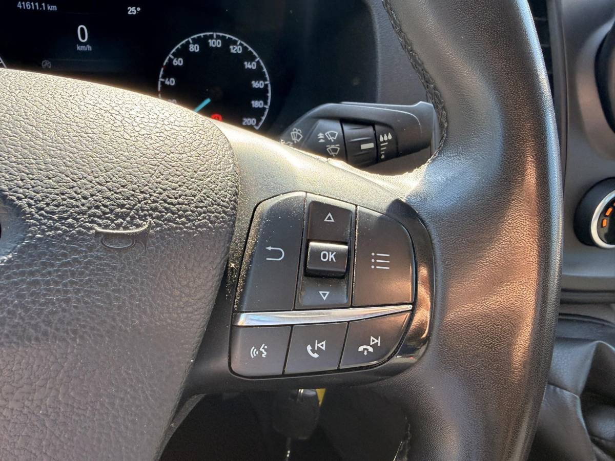 Ford Transit Ford Transit 350 2.0 TDCI L3H1 Trend Open Laadbak | SCI | 170pk | Airco | Achteruitrijcamera | Trekhaak | Cruise control