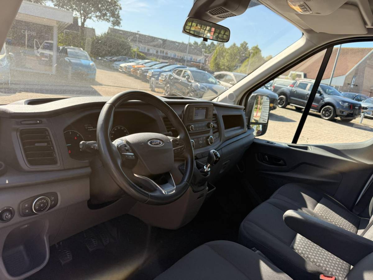 Ford Transit Ford Transit 350 2.0 TDCI L3H1 Trend Open Laadbak | SCI | 170pk | Airco | Achteruitrijcamera | Trekhaak | Cruise control