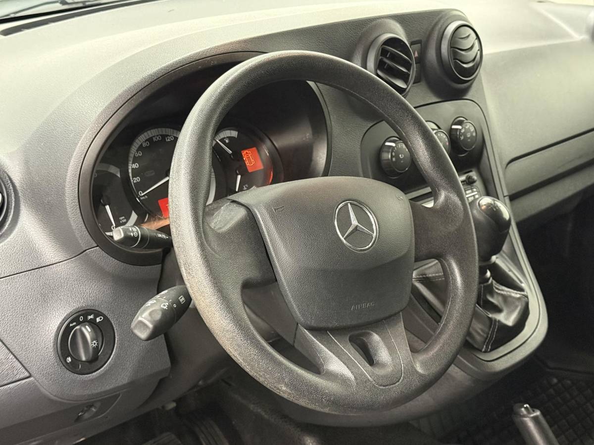 Mercedes-Benz Citan Mercedes-Benz Citan 109 CDI Trekhaak Airco Cruise Control Stoelverwarming