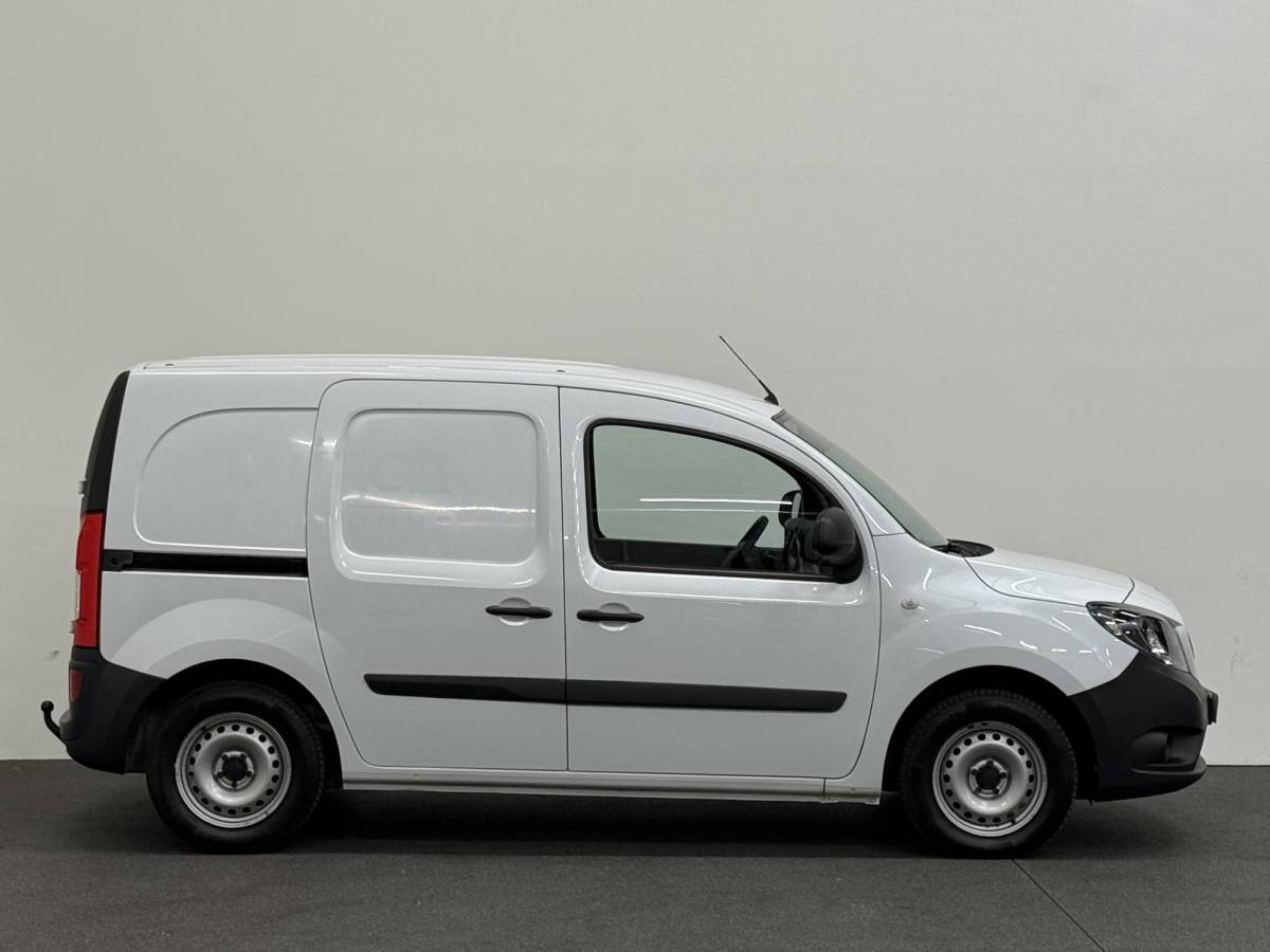 Mercedes-Benz Citan Mercedes-Benz Citan 109 CDI Trekhaak Airco Cruise Control Stoelverwarming