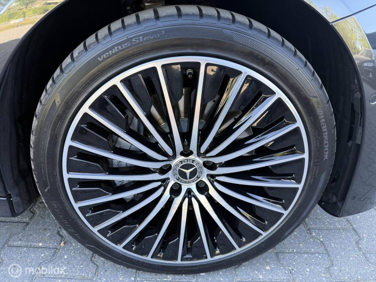 Mercedes-Benz E-Klasse Mercedes E-klasse E300 de 4MATIC AMG Line Pano Burmester 4D Head-up Adaptive Cruise 360 Camera