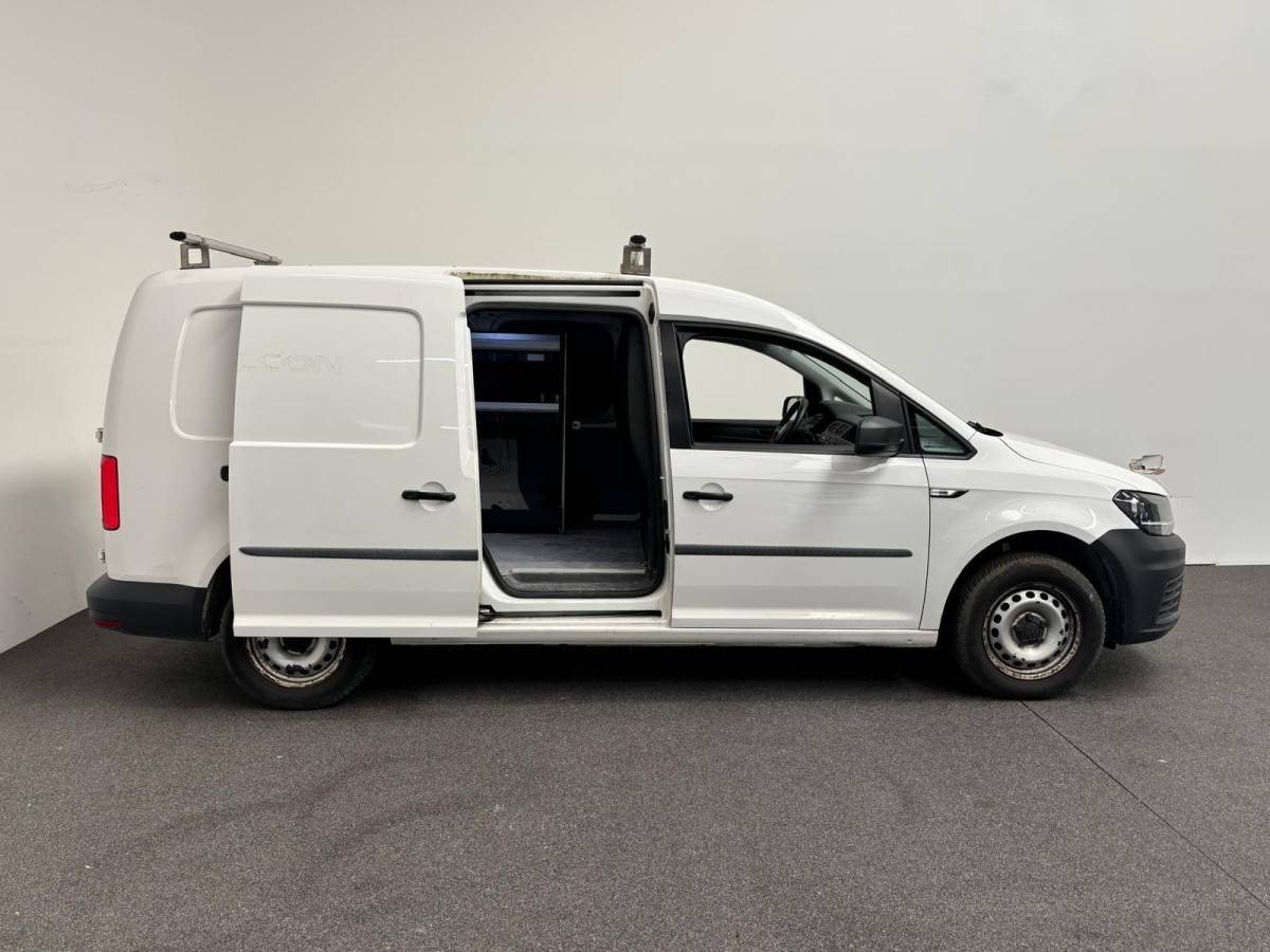 Volkswagen Caddy Volkswagen Caddy 2.0 TDI L2 Maxi Parkersensoren Stoelverwarming Airco Trekhaak Cruise Control