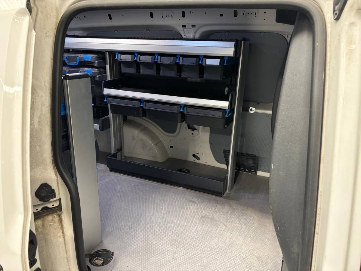 Volkswagen Caddy Volkswagen Caddy 2.0 TDI L2 Maxi Parkersensoren Stoelverwarming Airco Trekhaak Cruise Control