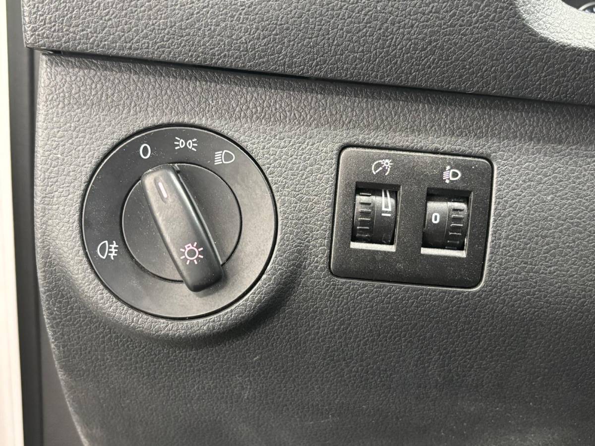 Volkswagen Caddy Volkswagen Caddy 2.0 TDI L2 Maxi Parkersensoren Stoelverwarming Airco Trekhaak Cruise Control