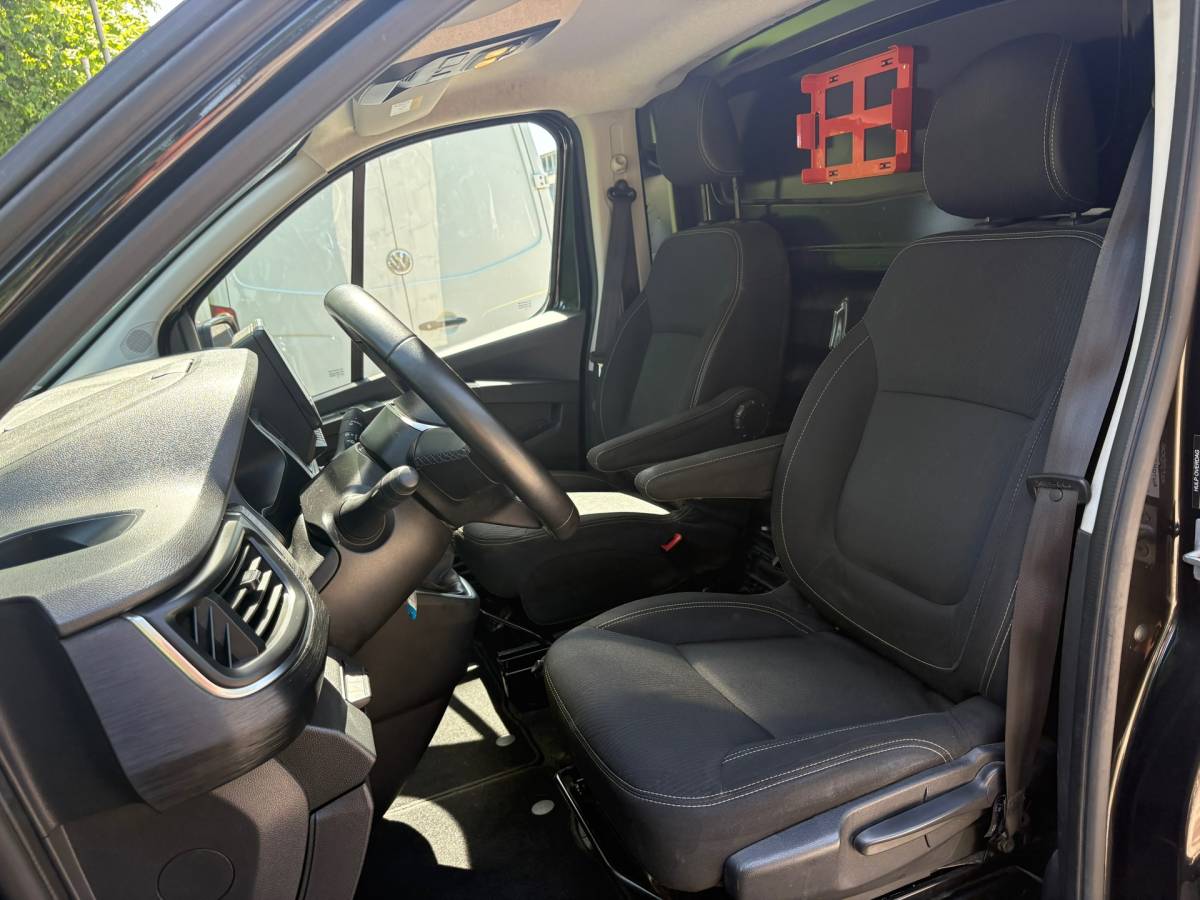 Renault Trafic Renault Trafic |Nissan Primastar|2.0 dCi 130 L2H1 131PK|NAP|airco|cruise|LED|achteruitrijcamera|apple carplay|trekhaak|navi|parkee