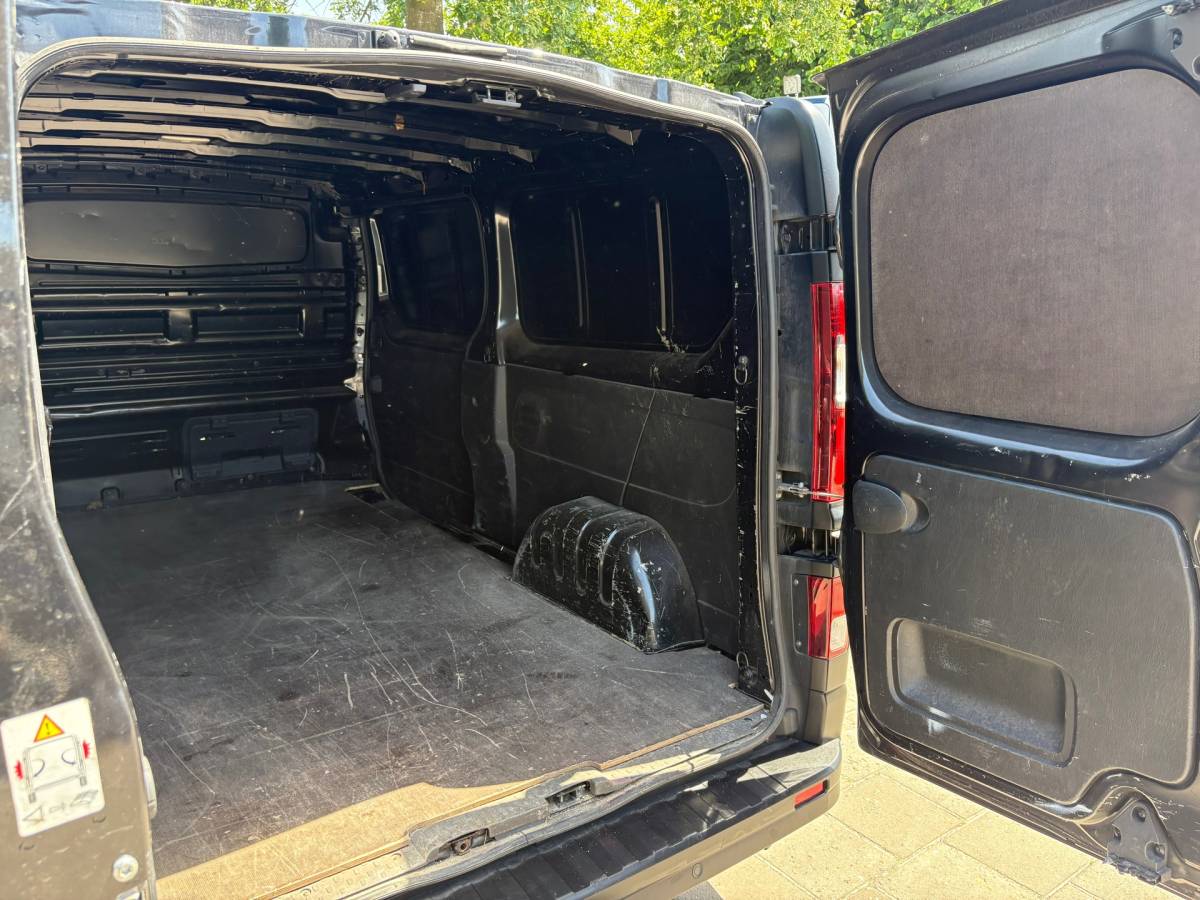 Renault Trafic Renault Trafic |Nissan Primastar|2.0 dCi 130 L2H1 131PK|NAP|airco|cruise|LED|achteruitrijcamera|apple carplay|trekhaak|navi|parkee