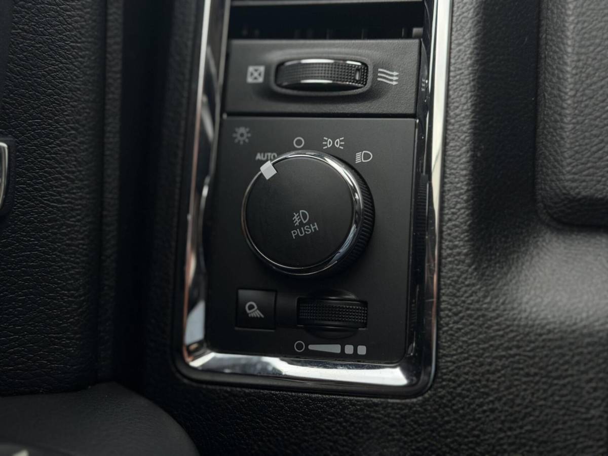 Dodge Ram 1500 Ram 1500 4X4 5.7 Hemi V8| Rambox| Dealer O.h.| Keurige staat