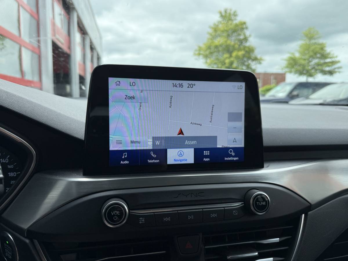 Ford Focus Ford Focus Wagon BWJ 2019 1.5 EcoBlue 120 PK  Titanium Business TREKHAAK | FULL LED | HEAD-UP DISPLAY | KEYLESS | STOEL + STUURVERW. | CARPLAY + ANDROID | NAVI | CLIMA | CRUISE | LMV | PDC