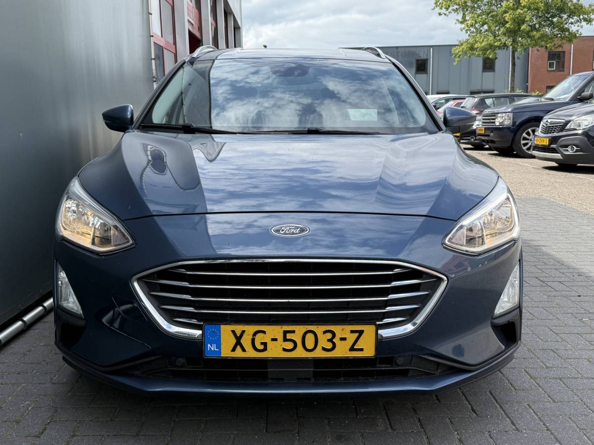 Ford Focus Ford Focus Wagon BWJ 2019 1.5 EcoBlue 120 PK  Titanium Business TREKHAAK | FULL LED | HEAD-UP DISPLAY | KEYLESS | STOEL + STUURVERW. | CARPLAY + ANDROID | NAVI | CLIMA | CRUISE | LMV | PDC