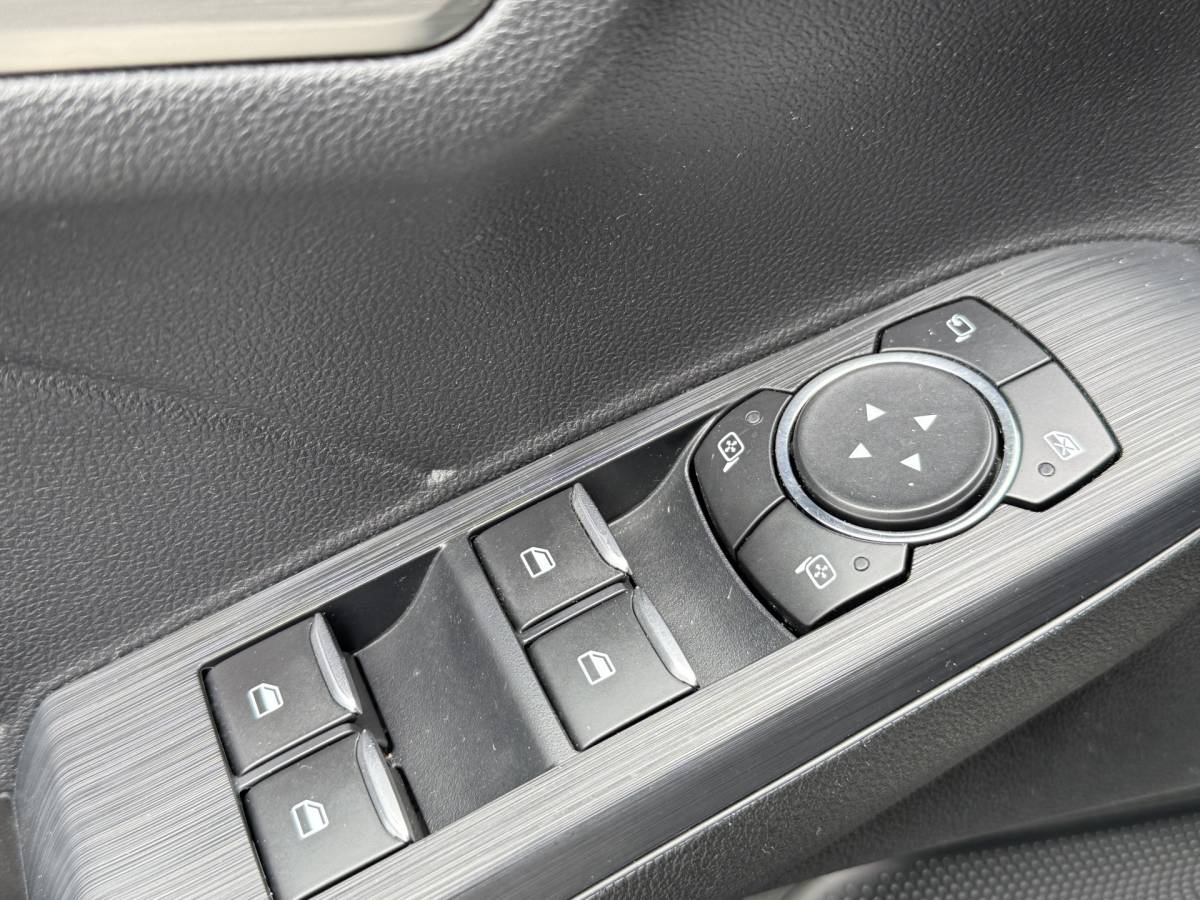 Ford Kuga Ford Kuga BWJ 2022 2.5 PHEV 225 PK Titanium FULL LED | ADAPTIVE CRUISE | STOEL + STUURVER. | VOORRUITVERW. | CAMERA | CARPLAY + ANDROID | NAVI | CLIMA | LMV | PDC