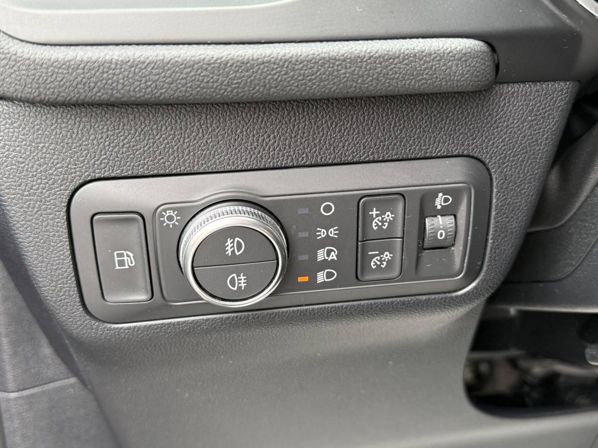 Ford Kuga Ford Kuga BWJ 2022 2.5 PHEV 225 PK Titanium FULL LED | ADAPTIVE CRUISE | STOEL + STUURVER. | VOORRUITVERW. | CAMERA | CARPLAY + ANDROID | NAVI | CLIMA | LMV | PDC
