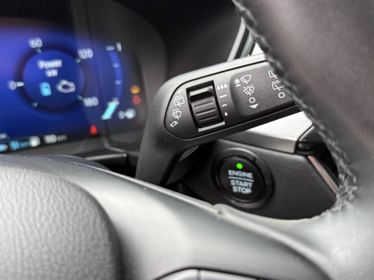 Ford Kuga Ford Kuga BWJ 2022 2.5 PHEV 225 PK Titanium FULL LED | ADAPTIVE CRUISE | STOEL + STUURVER. | VOORRUITVERW. | CAMERA | CARPLAY + ANDROID | NAVI | CLIMA | LMV | PDC