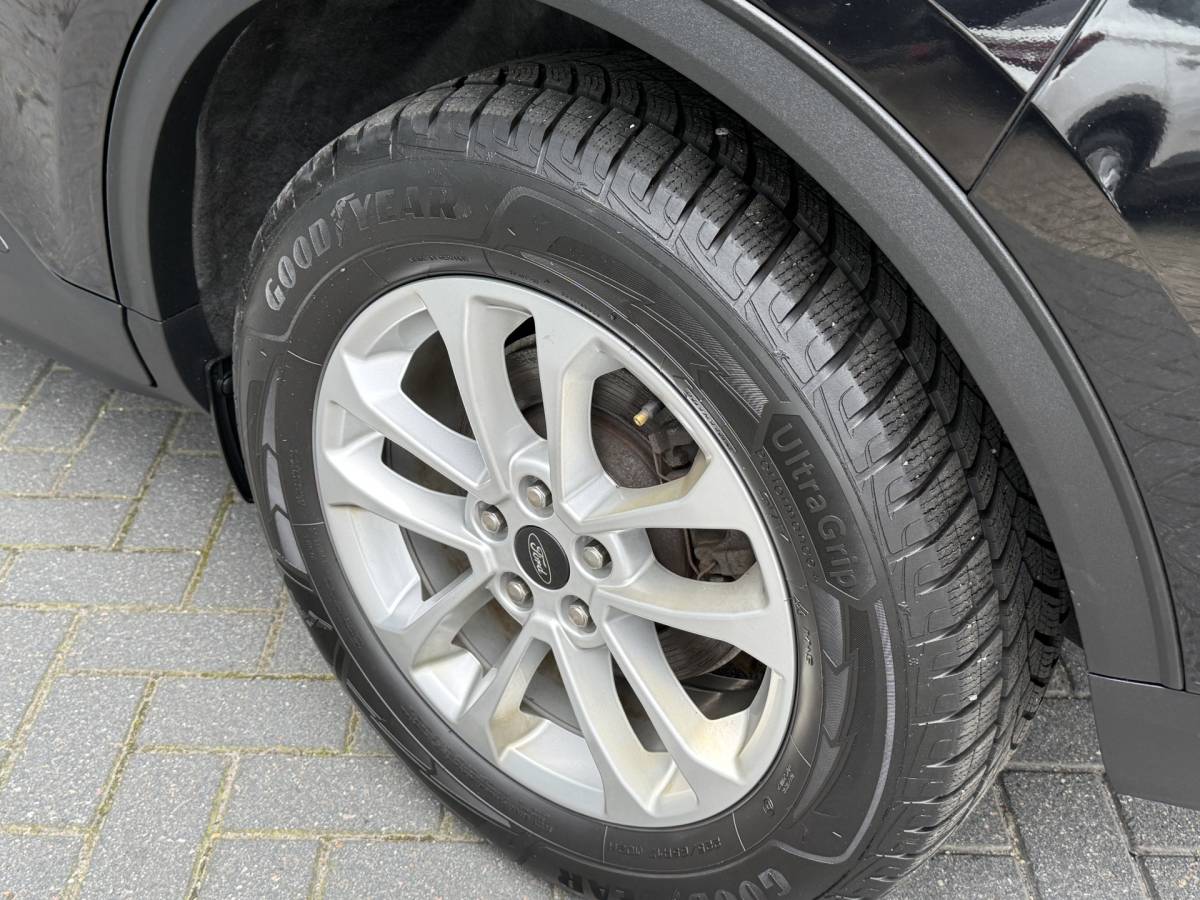 Ford Kuga Ford Kuga BWJ 2022 2.5 PHEV 225 PK Titanium FULL LED | ADAPTIVE CRUISE | STOEL + STUURVER. | VOORRUITVERW. | CAMERA | CARPLAY + ANDROID | NAVI | CLIMA | LMV | PDC