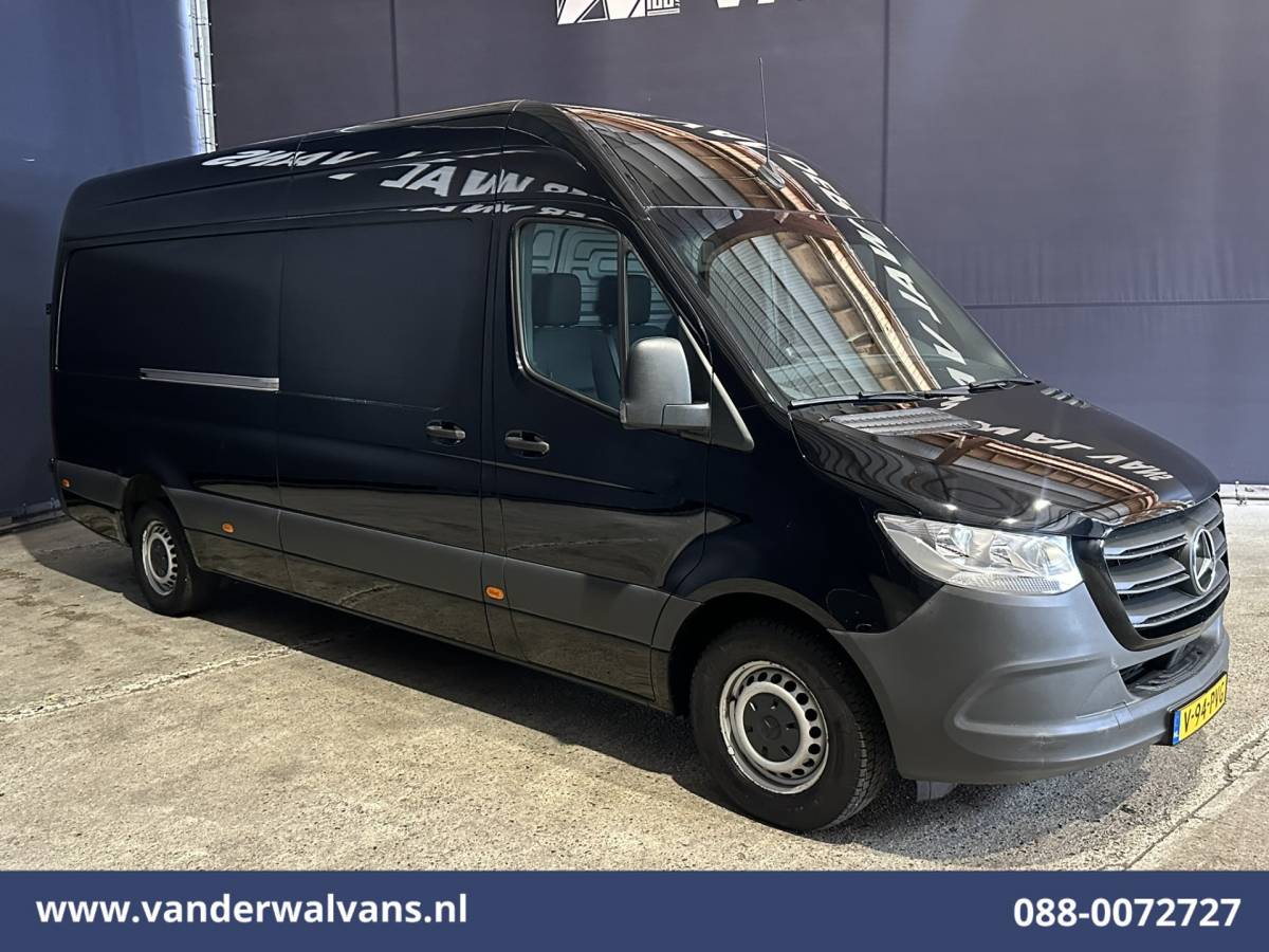 Mercedes-Benz Sprinter Mercedes-Benz Sprinter 319 CDI 191pk 3.0L V6 L3H2 Euro6 Airco | Camera | Navigatie | Chauffeursstoel | Apple Carplay Cruisecontrol, Android Auto, Stoelverwarming, 270gr Achterdeuren, Bijrijdersbank