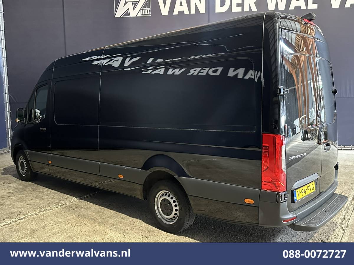 Mercedes-Benz Sprinter Mercedes-Benz Sprinter 319 CDI 191pk 3.0L V6 L3H2 Euro6 Airco | Camera | Navigatie | Chauffeursstoel | Apple Carplay Cruisecontrol, Android Auto, Stoelverwarming, 270gr Achterdeuren, Bijrijdersbank