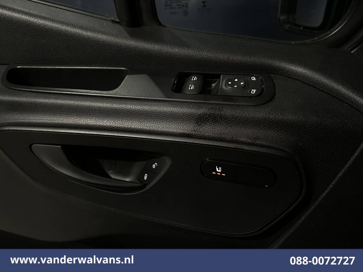 Mercedes-Benz Sprinter Mercedes-Benz Sprinter 319 CDI 191pk 3.0L V6 L3H2 Euro6 Airco | Camera | Navigatie | Chauffeursstoel | Apple Carplay Cruisecontrol, Android Auto, Stoelverwarming, 270gr Achterdeuren, Bijrijdersbank