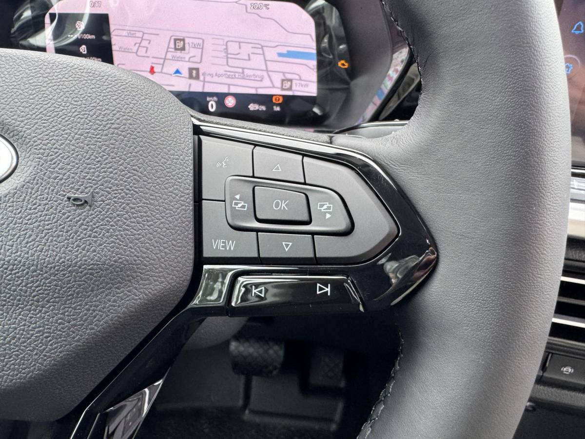 Ford Transit Connect Ford Transit Connect 1.5 EcoBoost PHEV L2 Trend | SCI | 150pk | Laadschot met ruit | Ruiten in achterdeuren | Verwarmde Voorstoelen