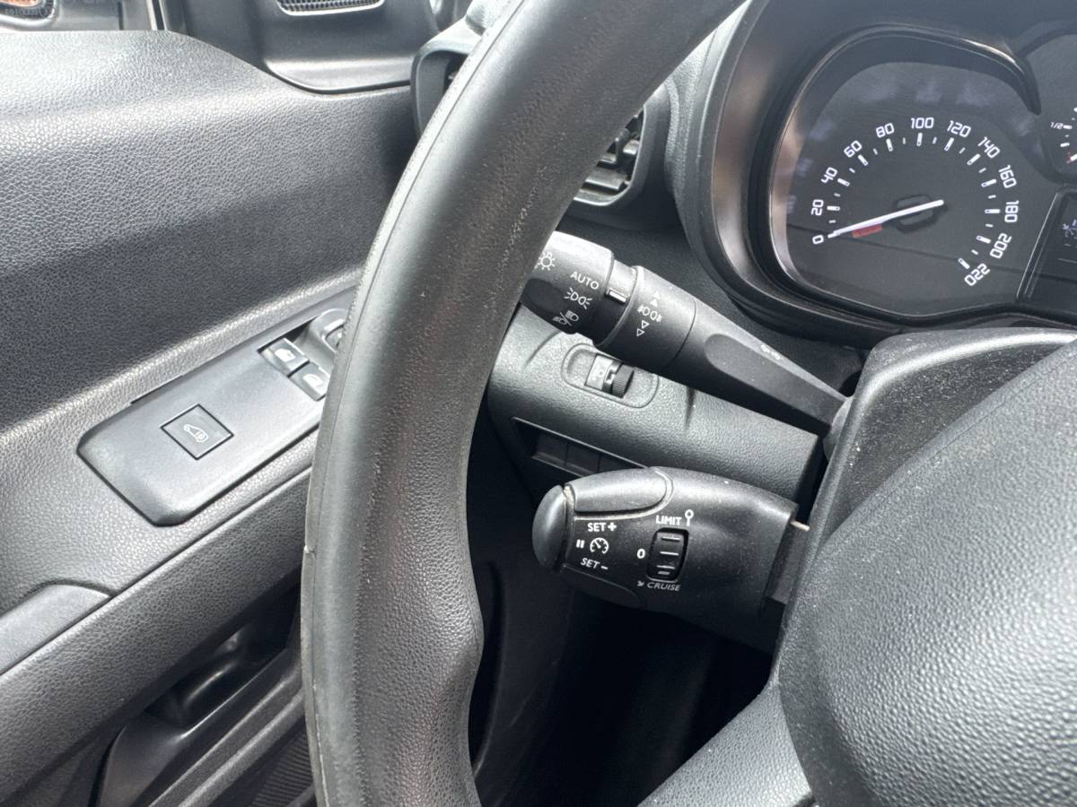 Toyota ProAce Toyota ProAce City 1.2T 110 PK **Benzine** L1 Navigatie Climate control Camera Carplay Cruise control Parkeersensoren v+a Gasoline Benzin