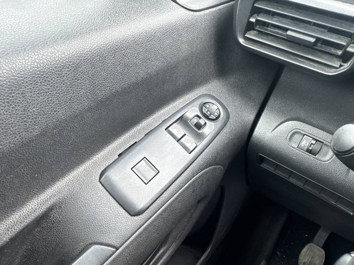 Toyota ProAce Toyota ProAce City 1.2T 110 PK **Benzine** L1 Navigatie Climate control Camera Carplay Cruise control Parkeersensoren v+a Gasoline Benzin