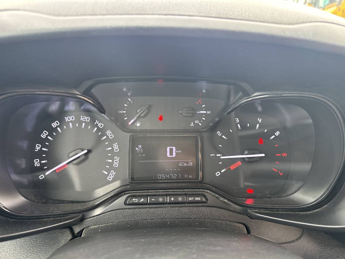 Toyota ProAce Toyota ProAce City 1.2T 110 PK **Benzine** L1 Navigatie Climate control Camera Carplay Cruise control Parkeersensoren v+a Gasoline Benzin