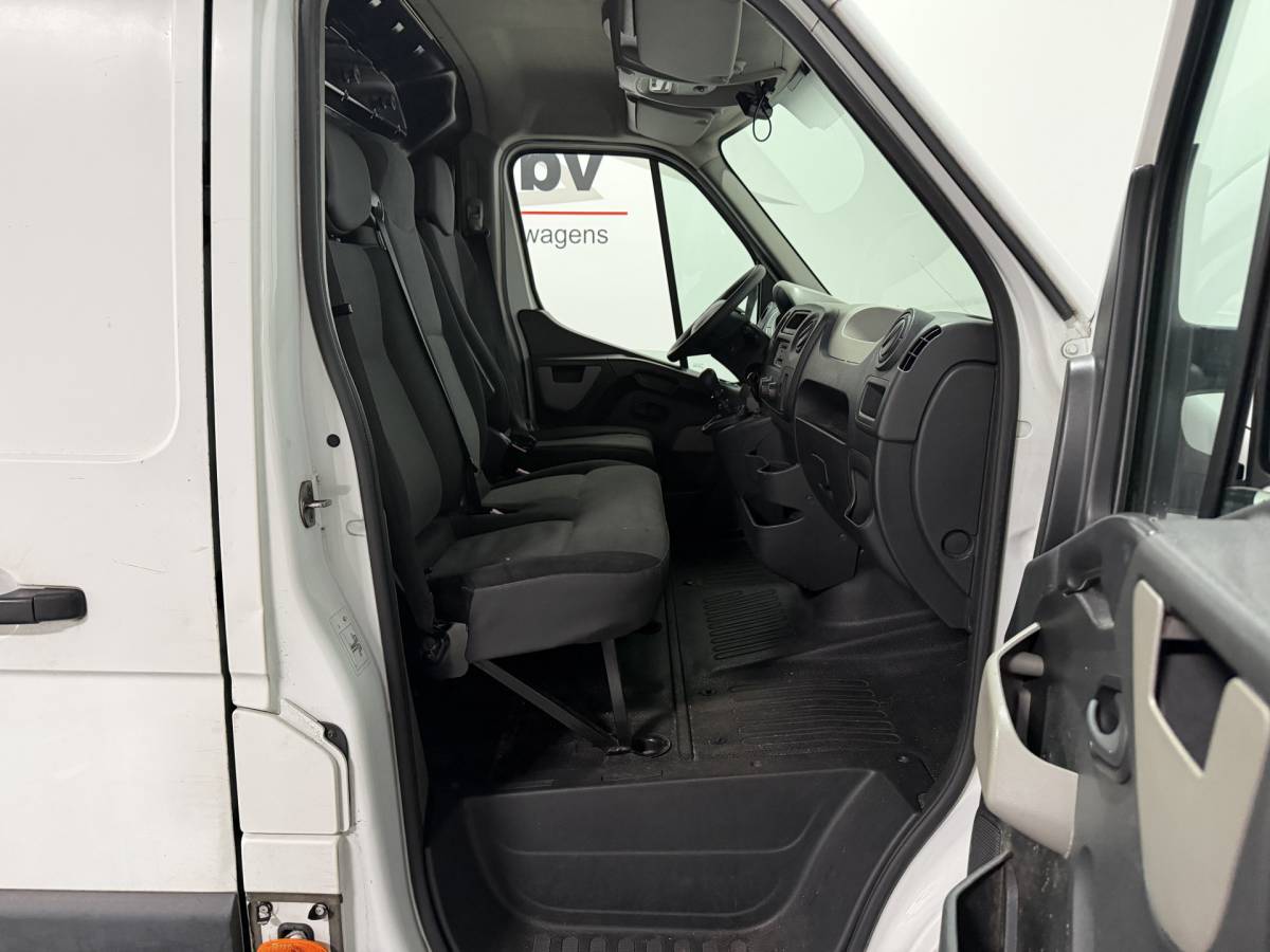 Renault Master Renault Master T35 2.3 dCi L4H3 – Dubbel lucht – Koel wagen