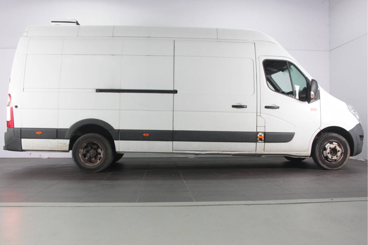 Renault Master Renault Master T35 2.3 dCi L4H3 – Dubbel lucht – Koel wagen