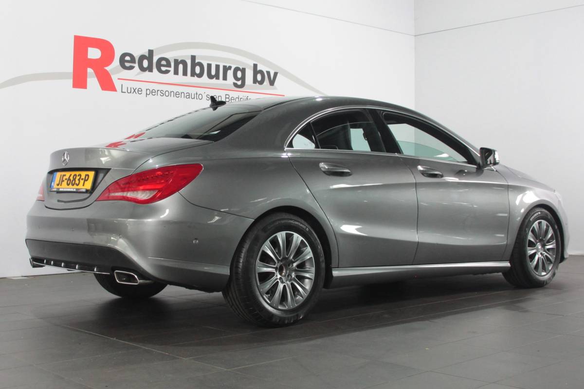 Mercedes-Benz CLA Mercedes-Benz CLA-klasse 180 Ambition – Navi / Bluetooth / PDC