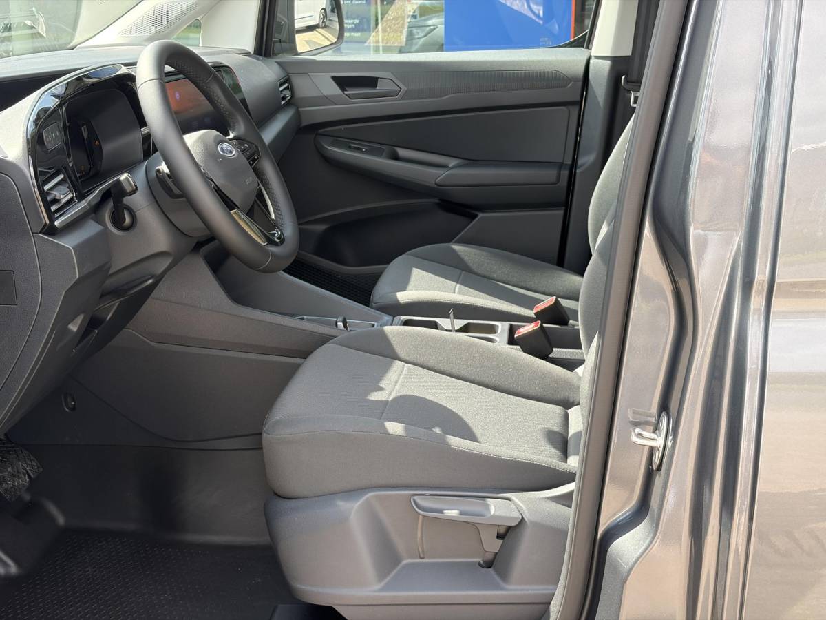 Ford Transit Connect Ford Transit Connect 1.5 EcoBoost PHEV L2 Trend 150pk | Laadschot met ruit | Ruiten in achterdeuren | Verwarmde Voorstoelen
