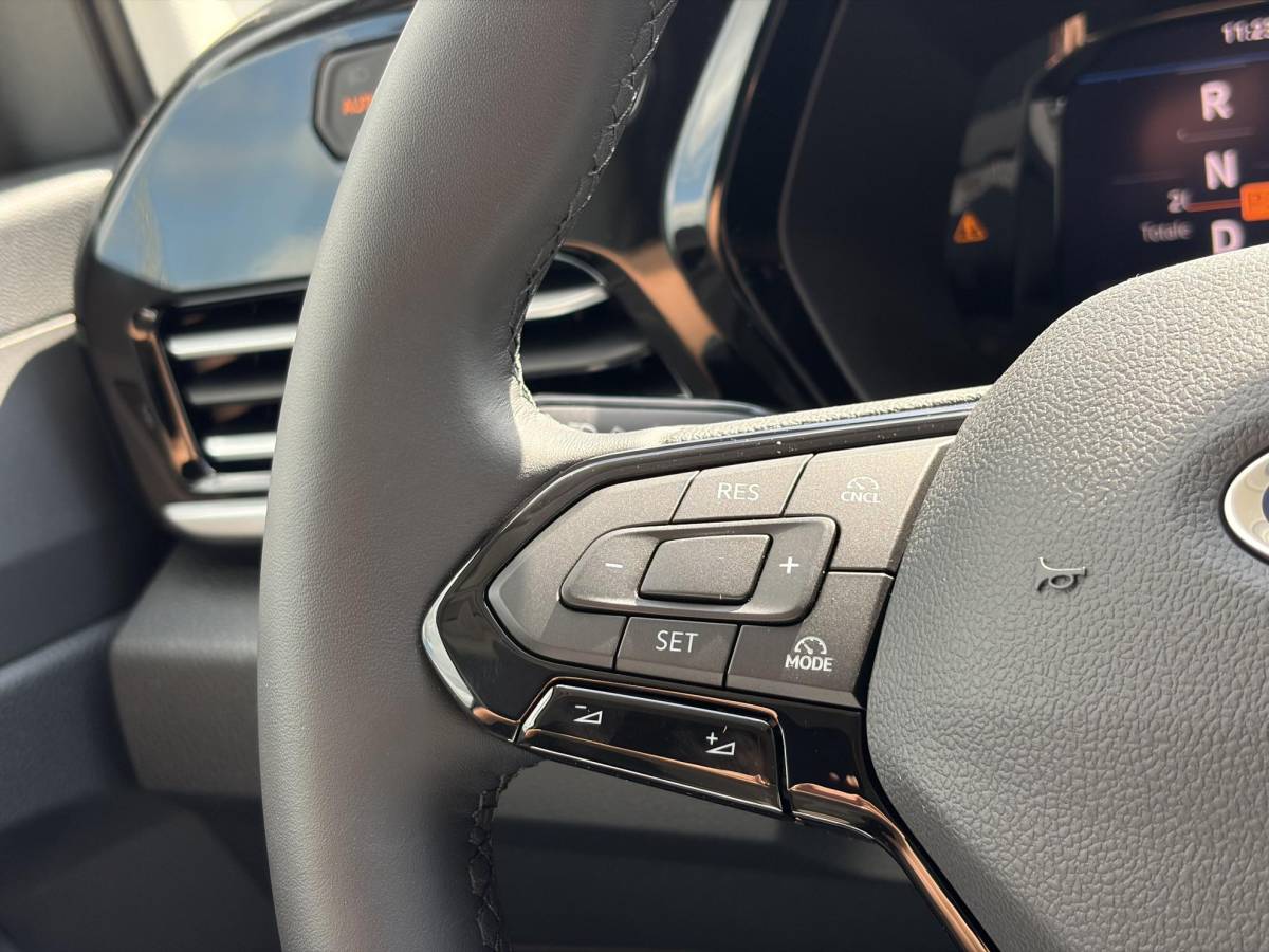 Ford Transit Connect Ford Transit Connect 1.5 EcoBoost PHEV L2 Trend 150pk | Laadschot met ruit | Ruiten in achterdeuren | Verwarmde Voorstoelen