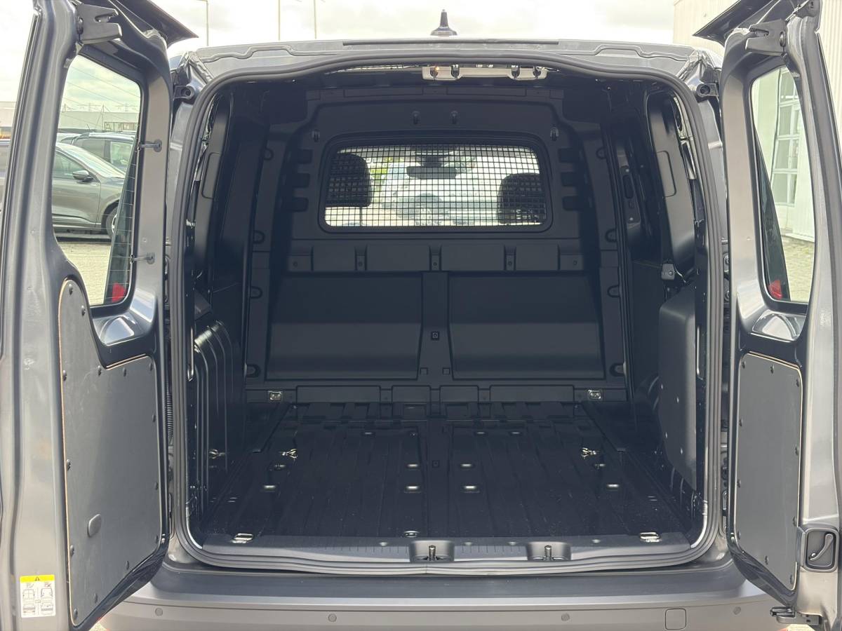 Ford Transit Connect Ford Transit Connect 1.5 EcoBoost PHEV L2 Trend 150pk | Laadschot met ruit | Ruiten in achterdeuren | Verwarmde Voorstoelen