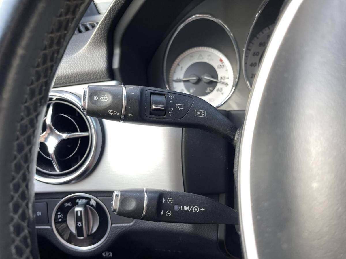 Mercedes-Benz GLK Mercedes GLK-klasse 220 CDI BlueTEC 4-Matic AMG-PAKKET|TREKHAAK|NAVIGATIE|HALF LEER|XENON|STOELVERWARMING|GRIJS KENTEKEN