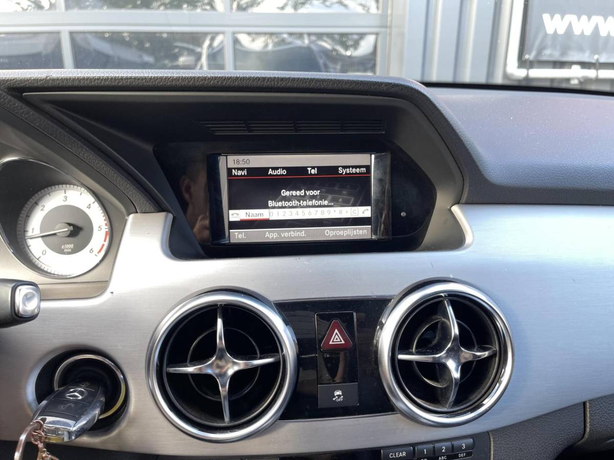 Mercedes-Benz GLK Mercedes GLK-klasse 220 CDI BlueTEC 4-Matic AMG-PAKKET|TREKHAAK|NAVIGATIE|HALF LEER|XENON|STOELVERWARMING|GRIJS KENTEKEN