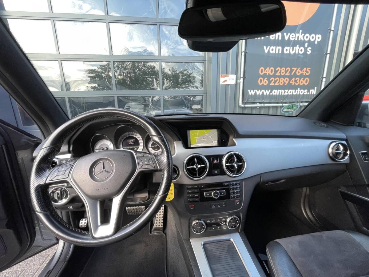 Mercedes-Benz GLK Mercedes GLK-klasse 220 CDI BlueTEC 4-Matic AMG-PAKKET|TREKHAAK|NAVIGATIE|HALF LEER|XENON|STOELVERWARMING|GRIJS KENTEKEN