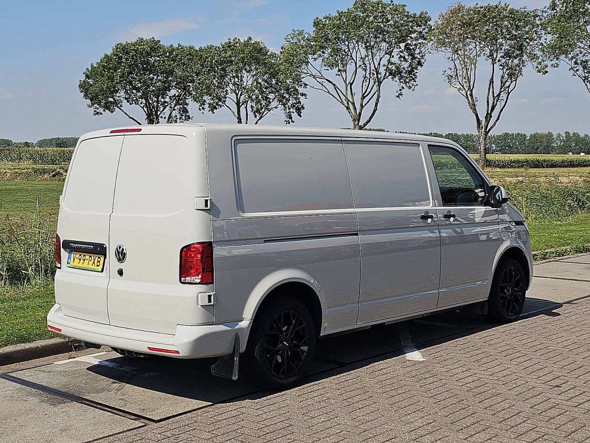 Volkswagen Transporter VOLKSWAGEN TRANSPORTER 2.0 TDI t6.1 150pk l2h1 autm